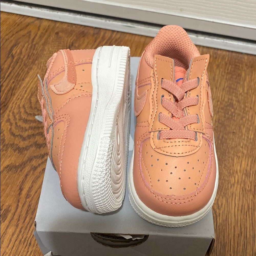 NEW Nike Orange and White Sneakers with Durable Sole